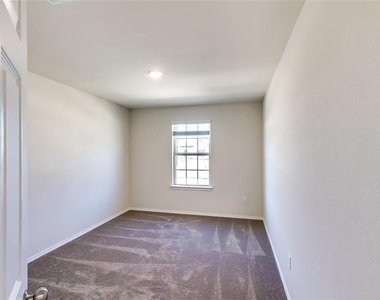 71 Pacific Loon St - Photo Thumbnail 9