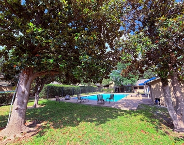 9611 Blue Creek Ln - Photo Thumbnail 35