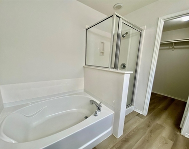 108 King Elder Ln - Photo Thumbnail 5