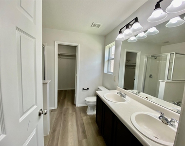 108 King Elder Ln - Photo Thumbnail 4