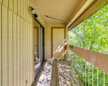 1411 Norwalk Ln - Photo Thumbnail 14
