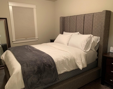 3116 Prado St - Photo Thumbnail 9