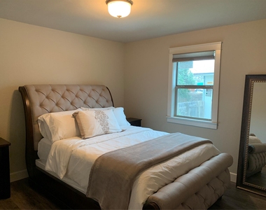 3116 Prado St - Photo Thumbnail 10