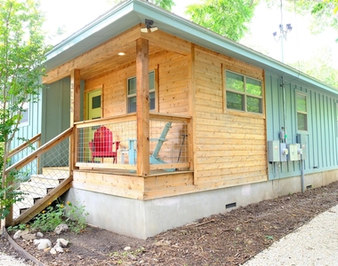 3116 Prado St - Photo Thumbnail 4
