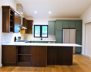 3116 Prado St - Photo Thumbnail 19
