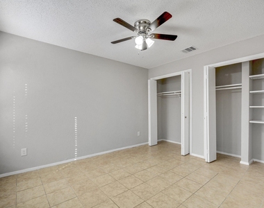 12207 Alderbrook Dr - Photo Thumbnail 18
