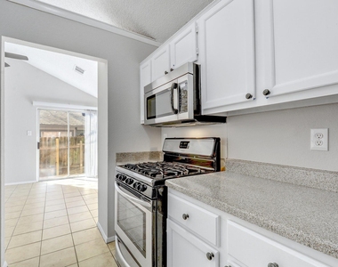 12207 Alderbrook Dr - Photo Thumbnail 12
