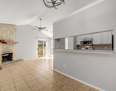 12207 Alderbrook Dr - Photo Thumbnail 6