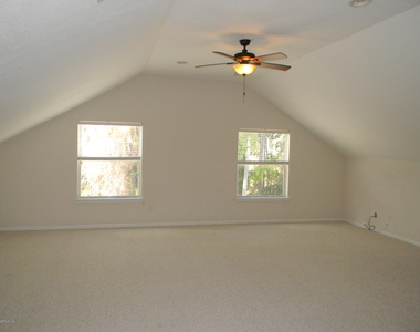 10599 Roundwood Glen Court - Photo Thumbnail 16