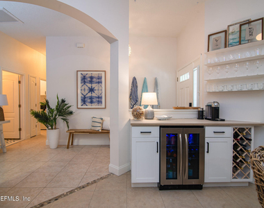 2402 Seagate Lane N - Photo Thumbnail 16