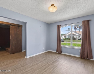 10842 Lydia Estates Drive - Photo Thumbnail 10