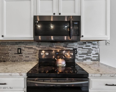 10842 Lydia Estates Drive - Photo Thumbnail 19