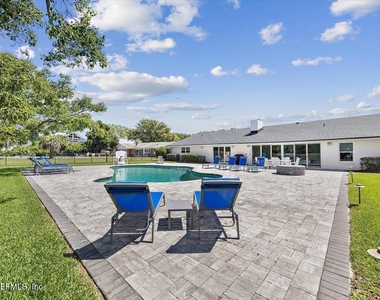 236 Pablo Road - Photo Thumbnail 24