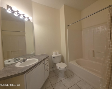 10550 Baymeadows Road - Photo Thumbnail 4