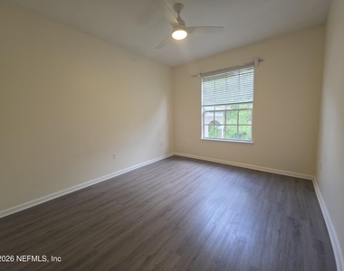 10550 Baymeadows Road - Photo Thumbnail 3