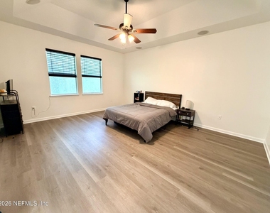 2411 Golfview Drive - Photo Thumbnail 9