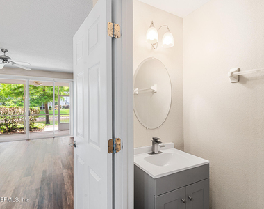 3736 Windmaker Way - Photo Thumbnail 20
