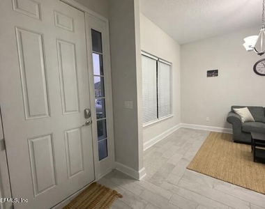 34048 Lavender Parke Drive - Photo Thumbnail 11