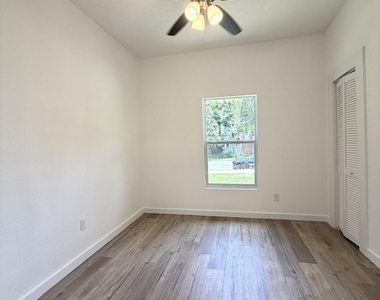 717 King Street - Photo Thumbnail 17