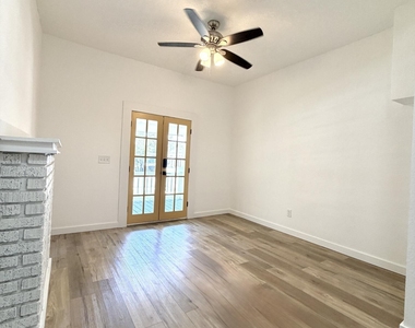 717 King Street - Photo Thumbnail 9