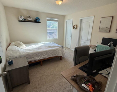 705 Servia Drive - Photo Thumbnail 11