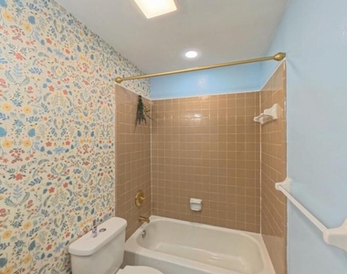 3054 Cobblewood Lane W - Photo Thumbnail 20