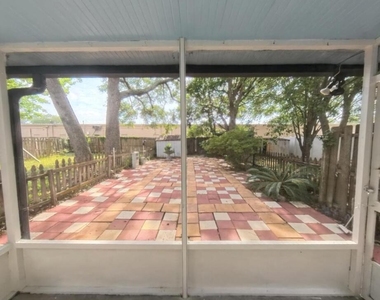 3054 Cobblewood Lane W - Photo Thumbnail 28