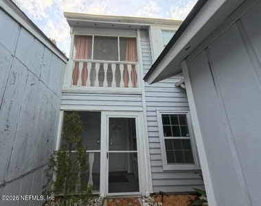 3054 Cobblewood Lane W - Photo Thumbnail 1