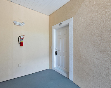 6099 Maggies Circle - Photo Thumbnail 3