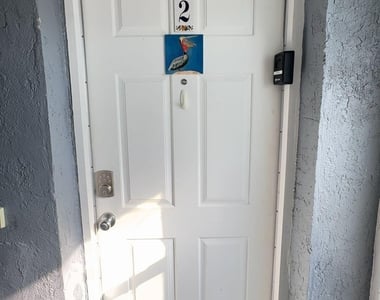 108 S 5th Street - Photo Thumbnail 2