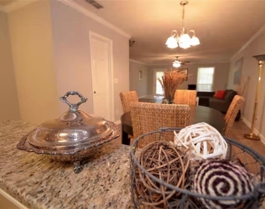 846 Park Place - Photo Thumbnail 21