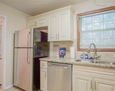 846 Park Place - Photo Thumbnail 57