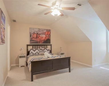 846 Park Place - Photo Thumbnail 40