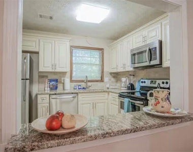 846 Park Place - Photo Thumbnail 37