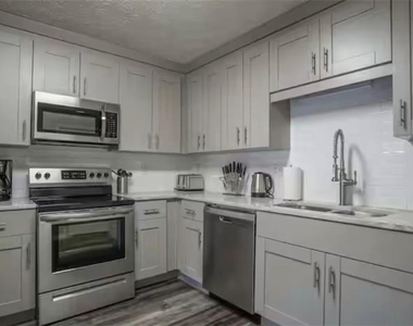 846 Park Place - Photo Thumbnail 97