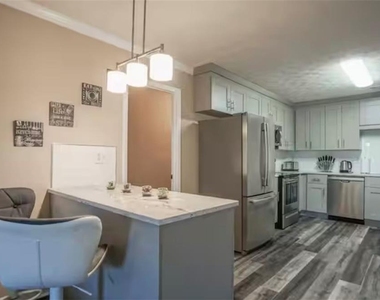 846 Park Place - Photo Thumbnail 96