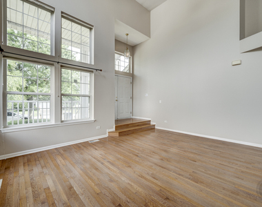 2631 Flagstone Circle - Photo Thumbnail 5