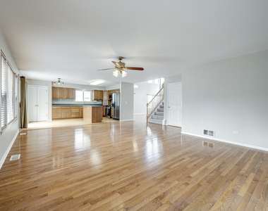 2631 Flagstone Circle - Photo Thumbnail 12