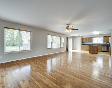 2631 Flagstone Circle - Photo Thumbnail 11