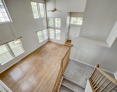 2631 Flagstone Circle - Photo Thumbnail 9