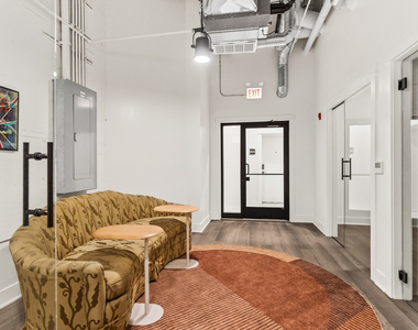 1453 Maple Avenue - Photo Thumbnail 12