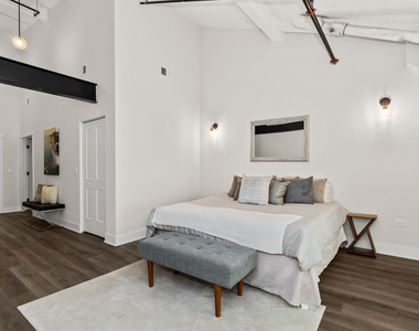 1453 Maple Avenue - Photo Thumbnail 7