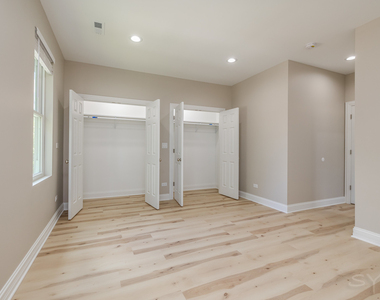 723 N Waller Avenue - Photo Thumbnail 8