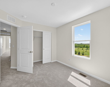 2635 Lohan Way - Photo Thumbnail 19