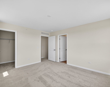 2635 Lohan Way - Photo Thumbnail 14
