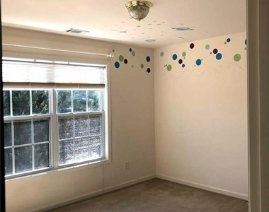 5876 Rue Villa Lane - Photo Thumbnail 8