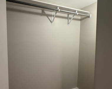 6758 S Karlov Avenue - Photo Thumbnail 14