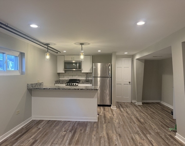 6758 S Karlov Avenue - Photo Thumbnail 7