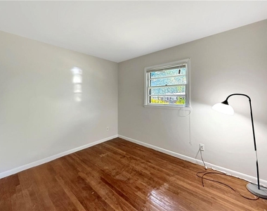 10624 Woodcock Street - Photo Thumbnail 6