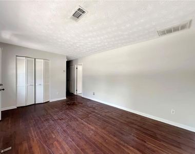 10624 Woodcock Street - Photo Thumbnail 1